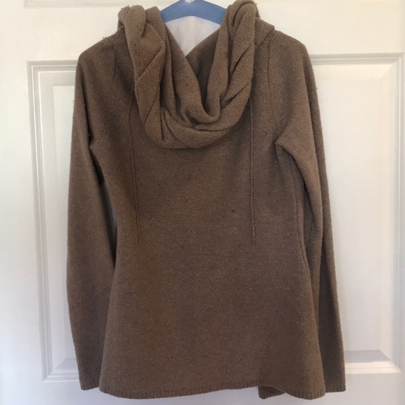 Women’s small Charlie and Robin cardigan sweater. - Picture 2 of 4